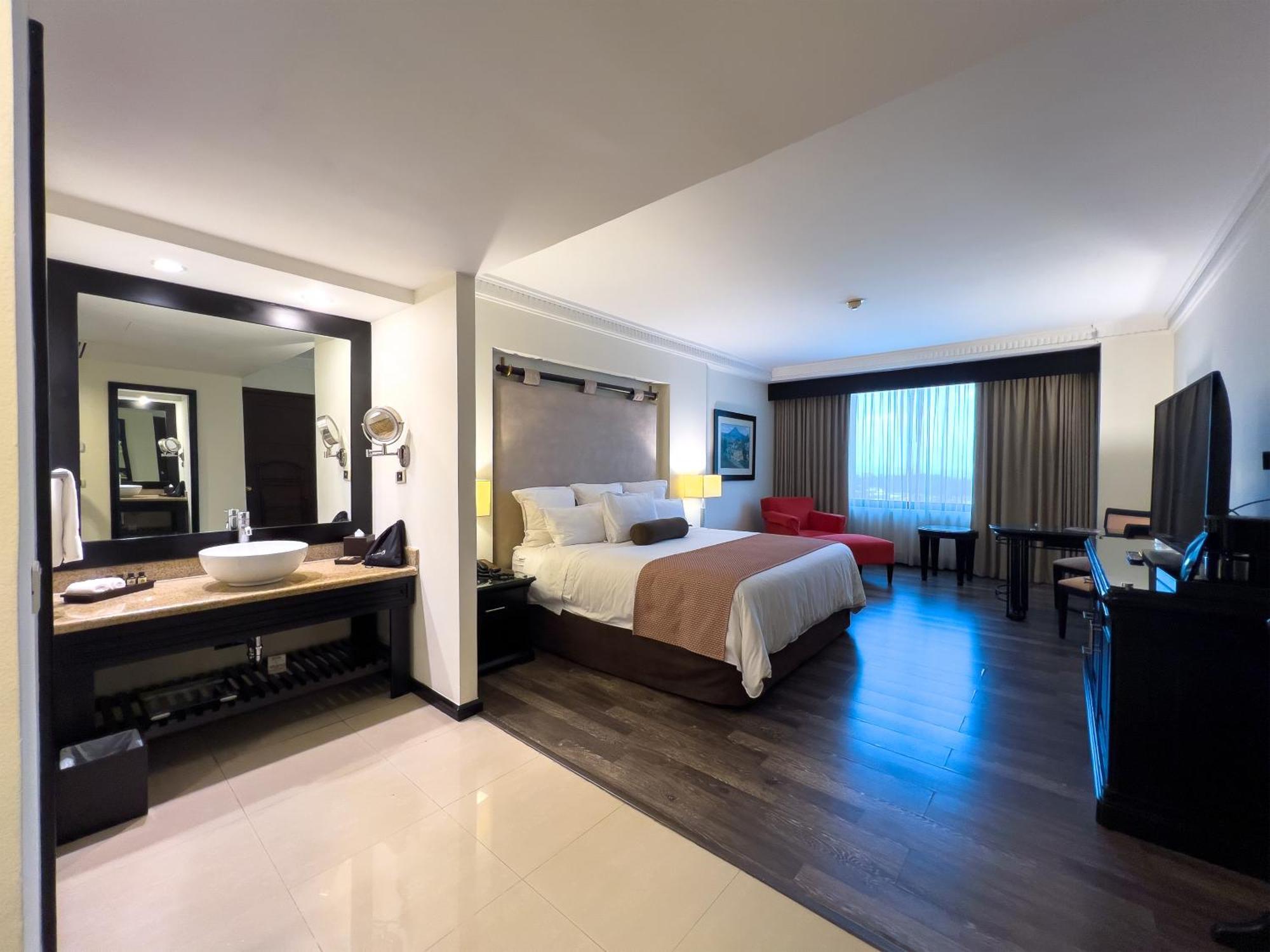 Tikal Futura Hotel & Convention Center Guatemala City Номер фото